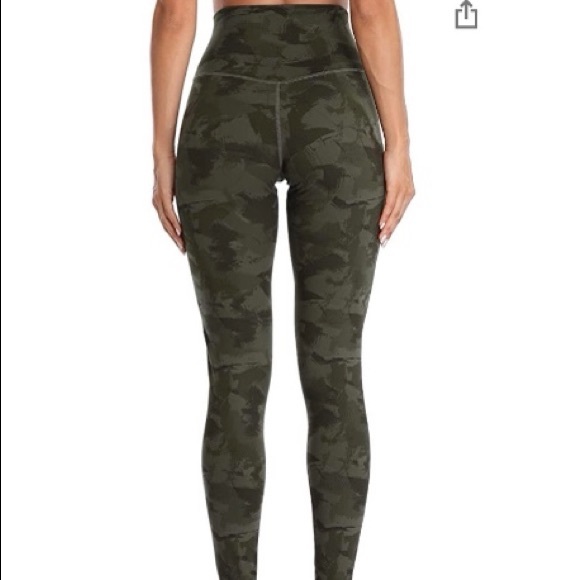 Colorfulkoala Green Camo High-Waisted Leggings - Picture 3 of 8